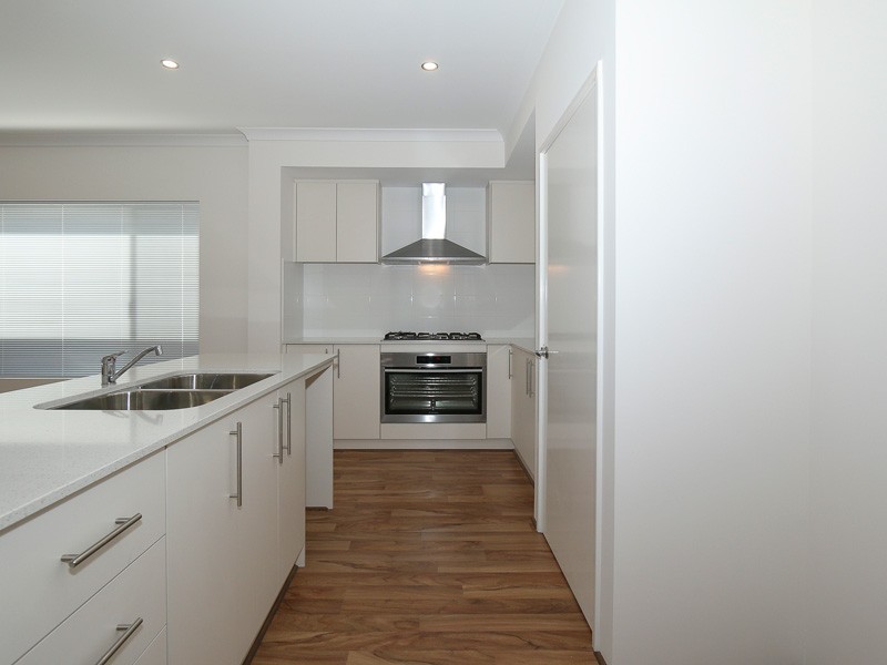 115 Litchfield Circle, Wandi WA 6167