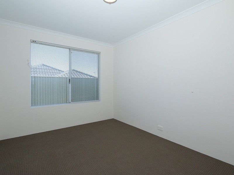 115 Litchfield Circle, Wandi WA 6167