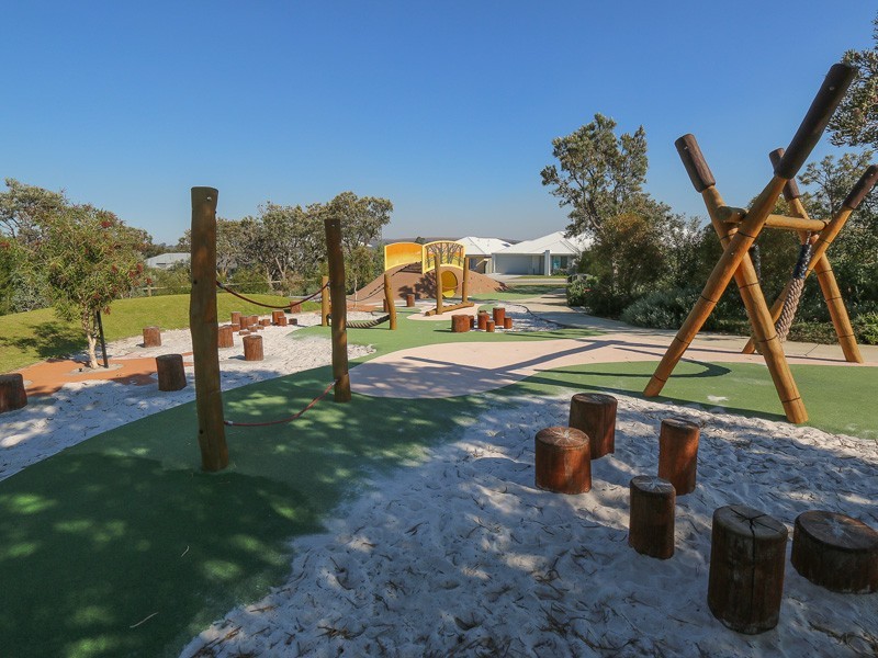 115 Litchfield Circle, Wandi WA 6167