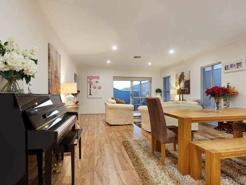 115 Litchfield Circle, Wandi WA 6167