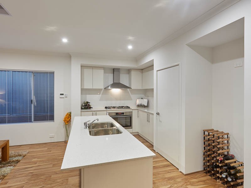 115 Litchfield Circle, Wandi WA 6167
