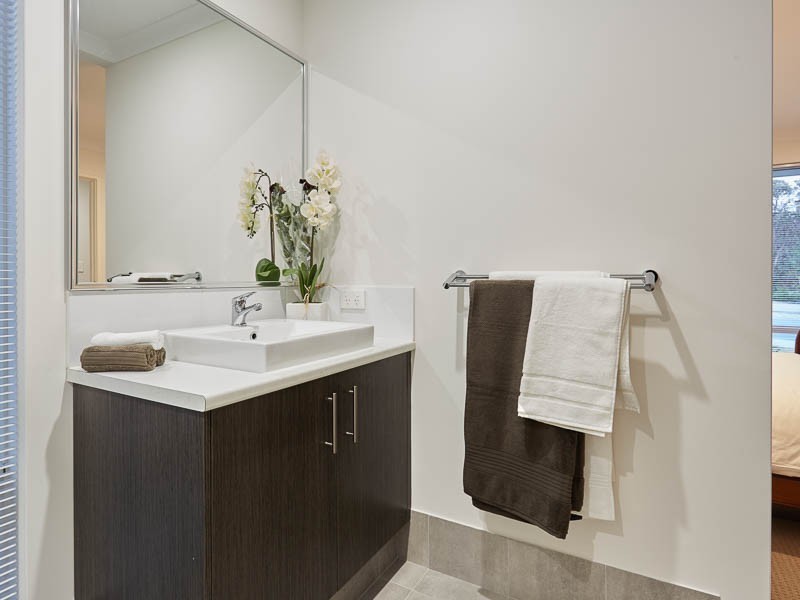 115 Litchfield Circle, Wandi WA 6167