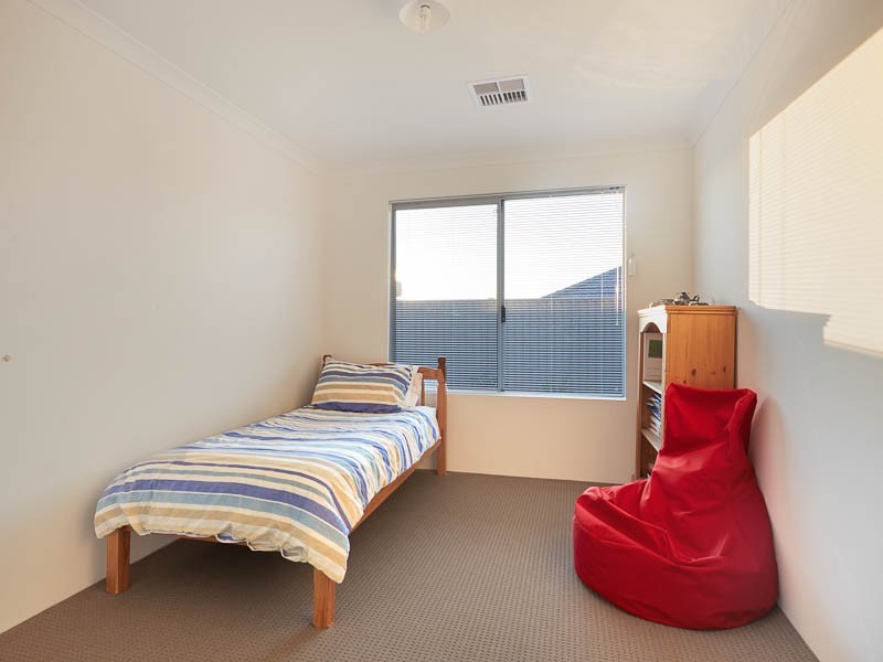 115 Litchfield Circle, Wandi WA 6167