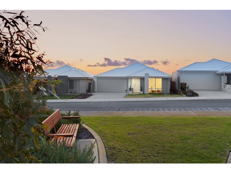 115 Litchfield Circle, Wandi WA 6167