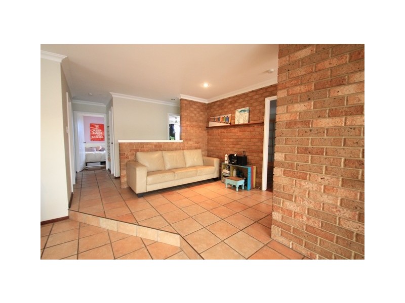 5 Leavis Place, Spearwood WA 6163