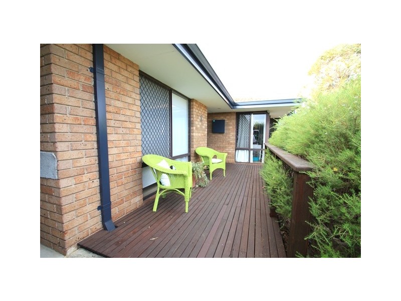 5 Leavis Place, Spearwood WA 6163