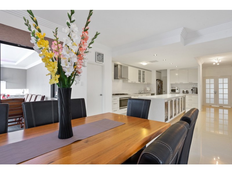 75 Tindal Avenue, Beeliar WA 6164