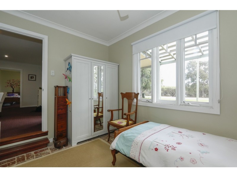 173 Fawcett Road, Munster WA 6166