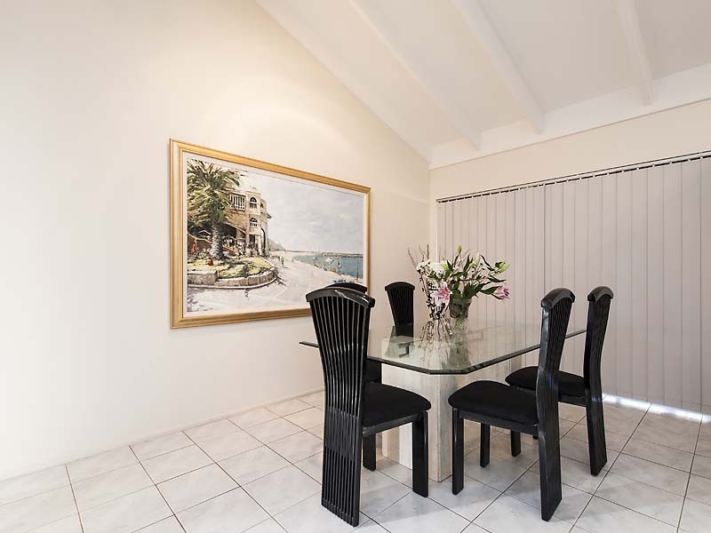 17 Hobley Way, Spearwood WA 6163