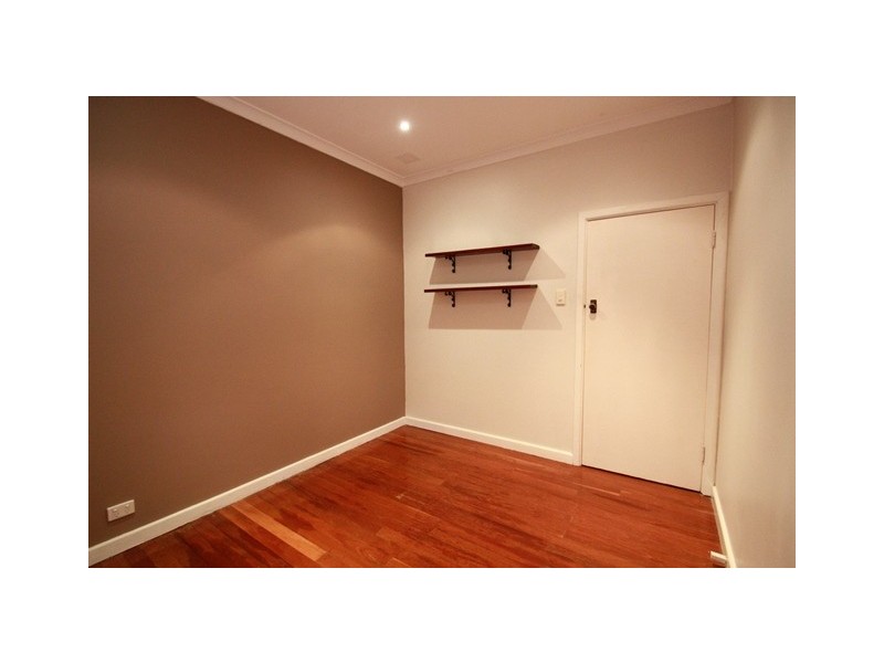 69 Redmond Road, Hamilton Hill WA 6163