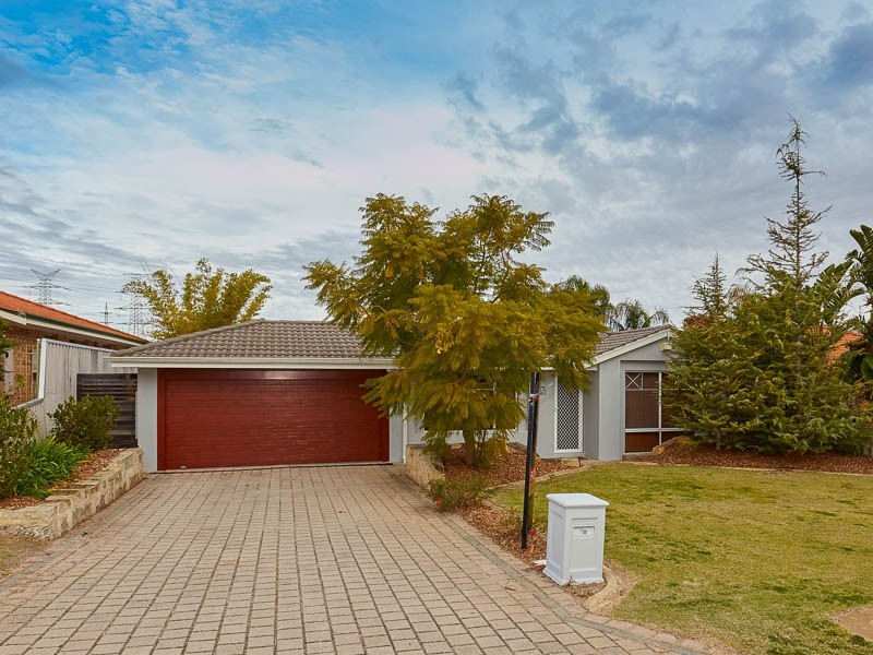 16 Seabrook Place, Success WA 6164