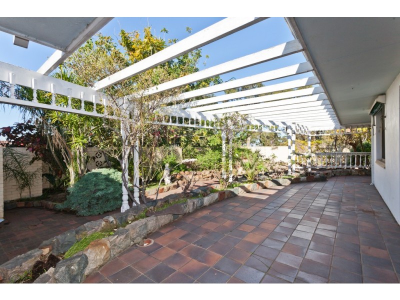 117 Sydenham Road, Doubleview WA 6018