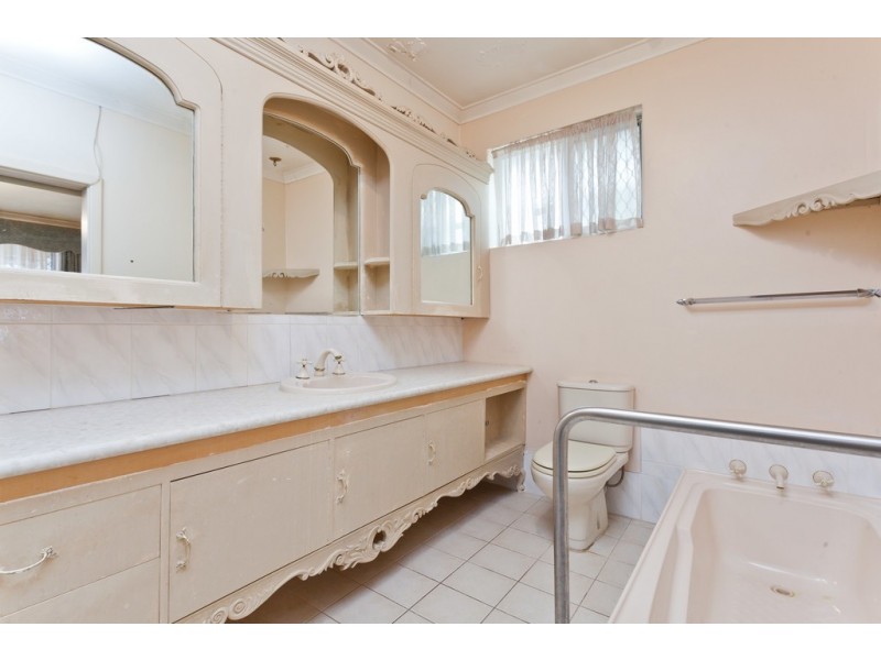 117 Sydenham Road, Doubleview WA 6018