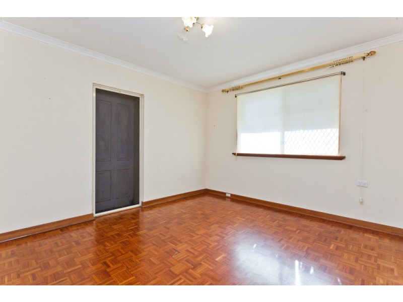 117 Sydenham Road, Doubleview WA 6018