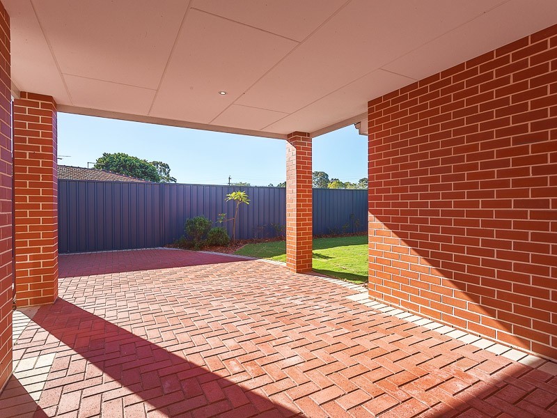 14 Ellis Road, Kardinya WA 6163