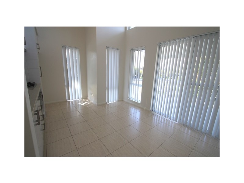 2/7 Goldsmith Road, Spearwood WA 6163