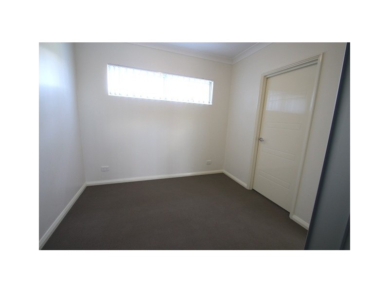 2/7 Goldsmith Road, Spearwood WA 6163