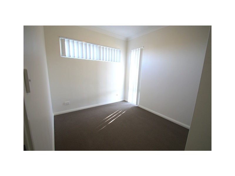 2/7 Goldsmith Road, Spearwood WA 6163