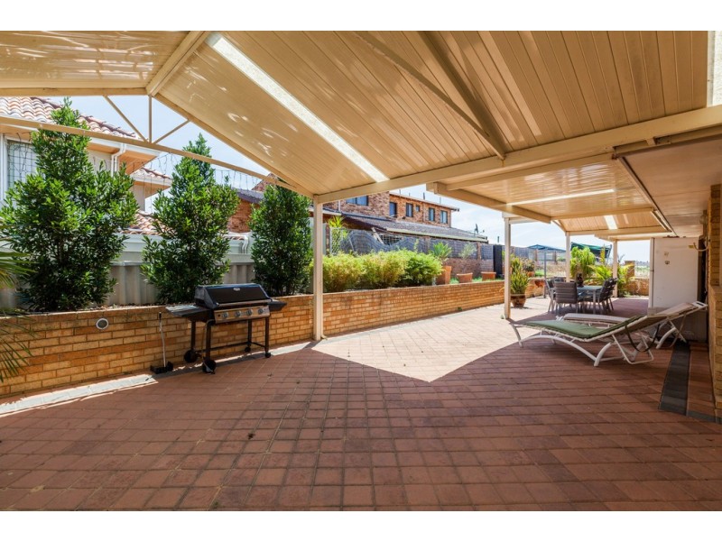 13 Hayward Parade, Coogee WA 6166