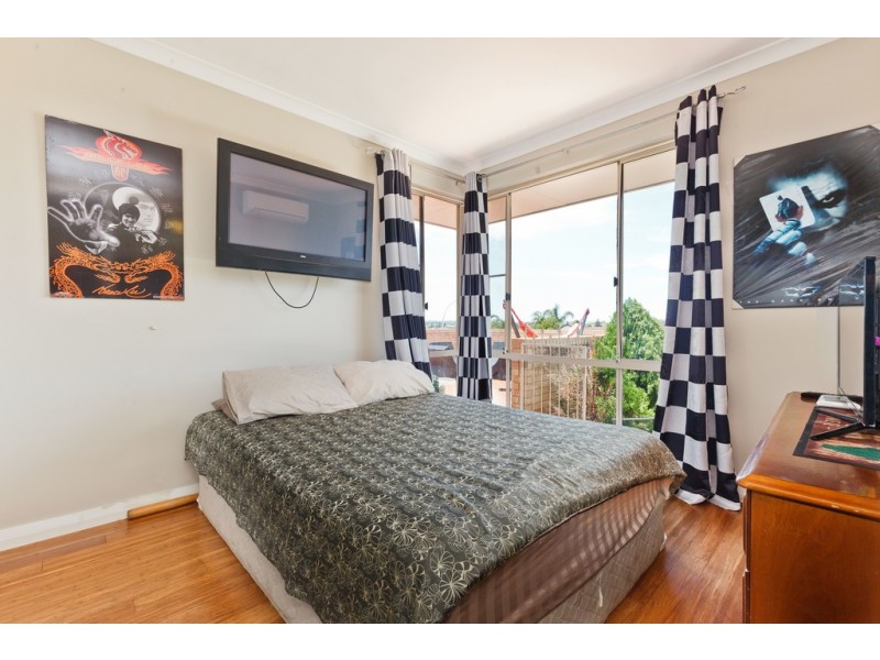 13 Hayward Parade, Coogee WA 6166