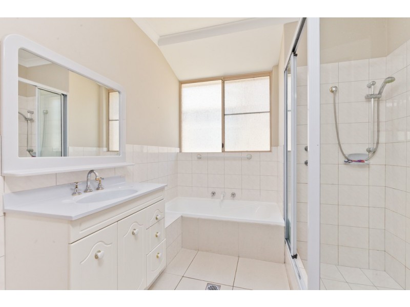 13 Hayward Parade, Coogee WA 6166