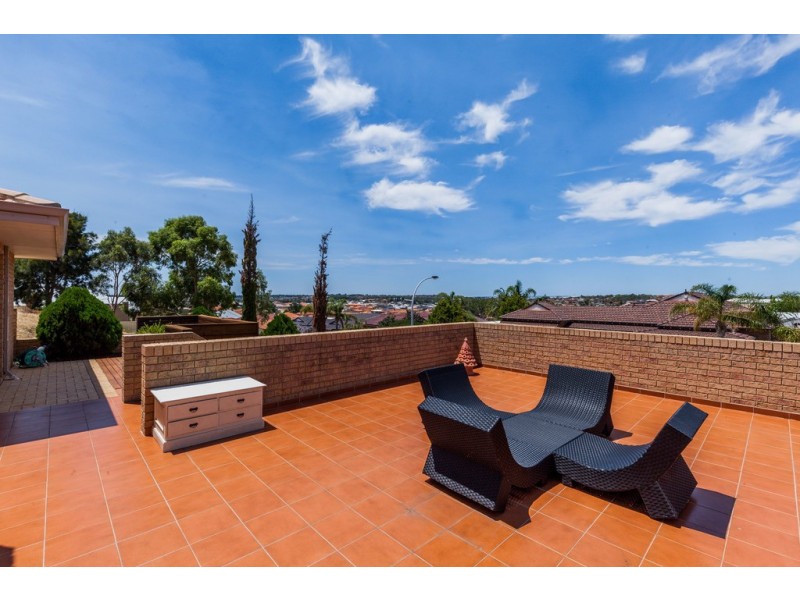 13 Hayward Parade, Coogee WA 6166