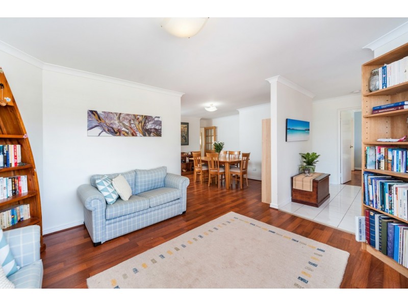 11 Carrello Circuit, Coogee WA 6166