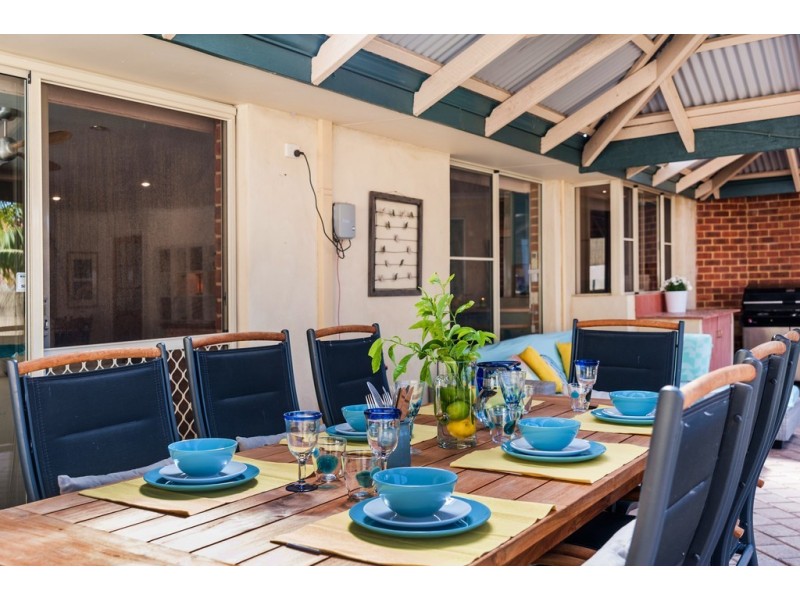 11 Carrello Circuit, Coogee WA 6166