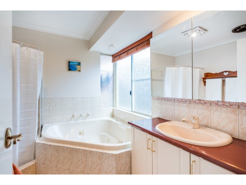 11 Carrello Circuit, Coogee WA 6166