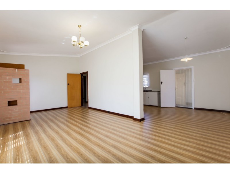 13 Joyce Avenue, Hamilton Hill WA 6163