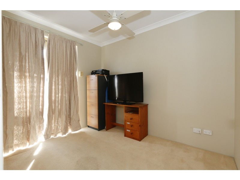 10 Alpin Court, Coolbellup WA 6163