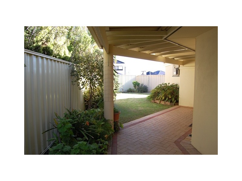 10A Colebatch Hill, Kardinya WA 6163
