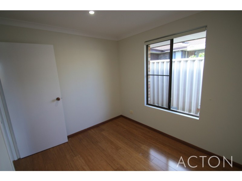 3 Arlington Loop, Coogee WA 6166