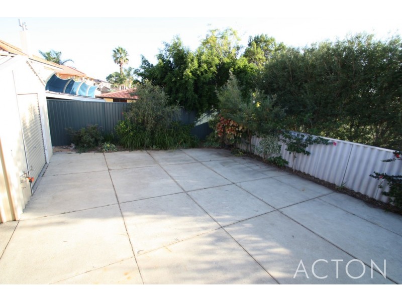 3 Arlington Loop, Coogee WA 6166