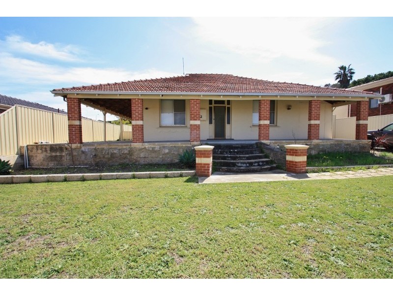 24 Barrington Street, Spearwood WA 6163