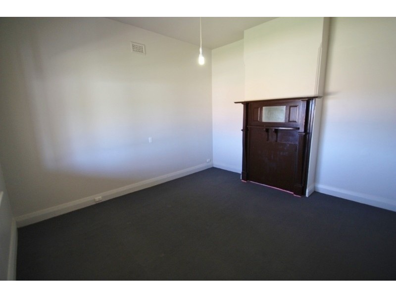 24 Barrington Street, Spearwood WA 6163