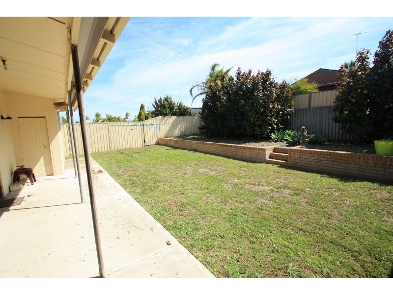 24 Barrington Street, Spearwood WA 6163