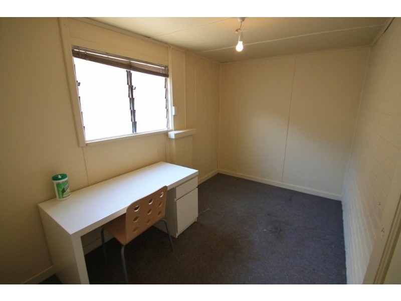 24 Barrington Street, Spearwood WA 6163