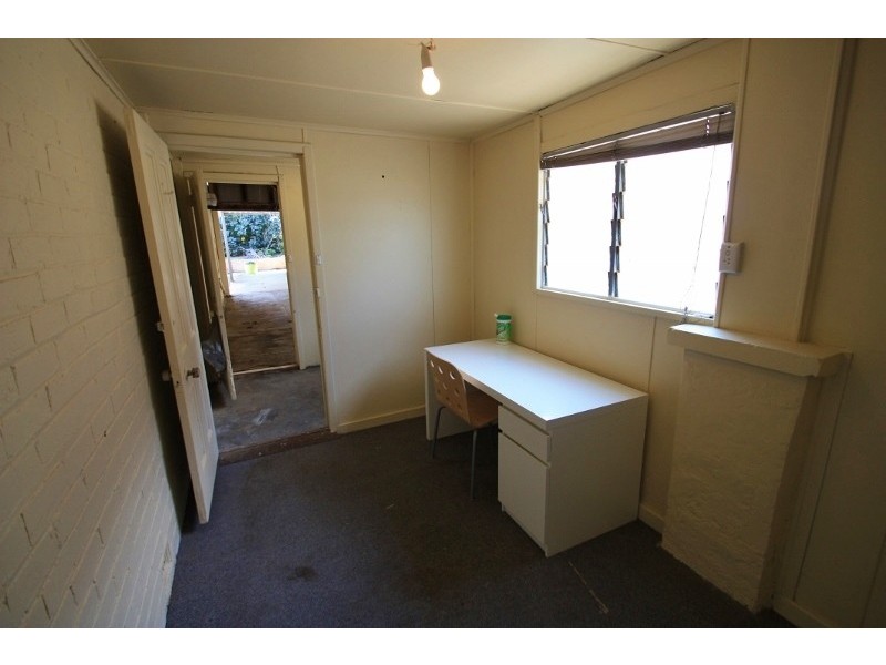 24 Barrington Street, Spearwood WA 6163