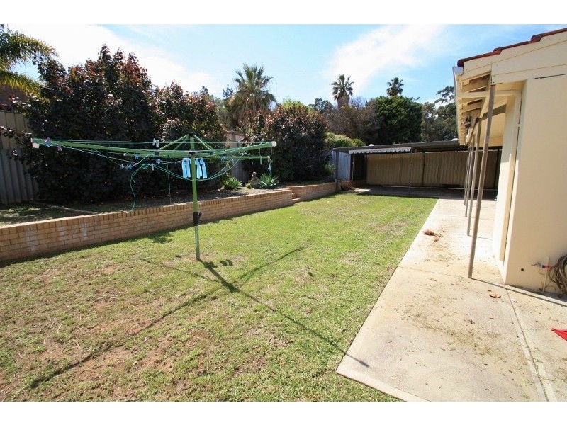 24 Barrington Street, Spearwood WA 6163