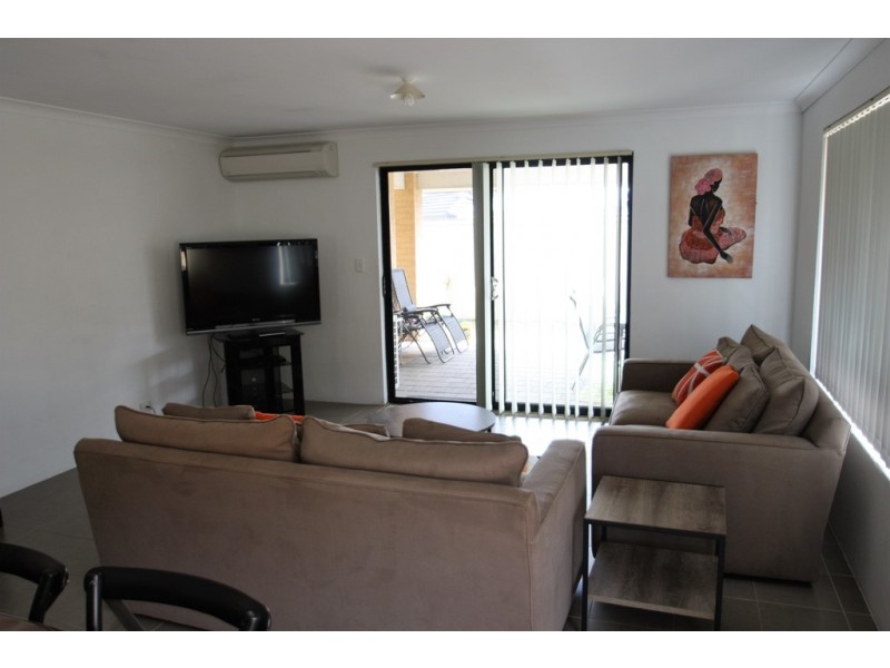 8 Condil Way, Success WA 6164