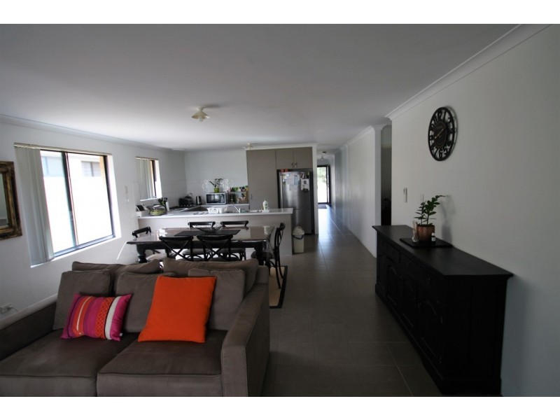 8 Condil Way, Success WA 6164