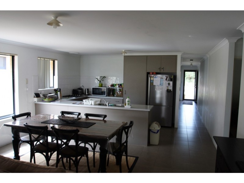 8 Condil Way, Success WA 6164