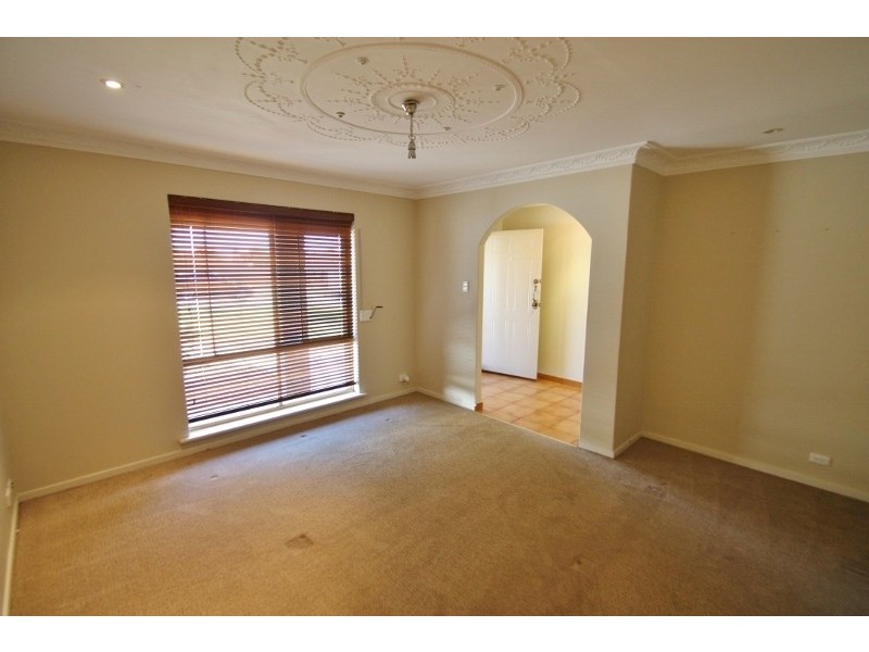 31 Kipling Street, Munster WA 6166