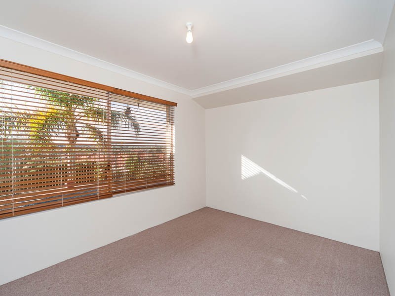 296 Hamilton Road, Spearwood WA 6163