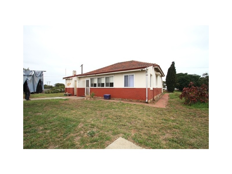 93 Coogee Road, Munster WA 6166