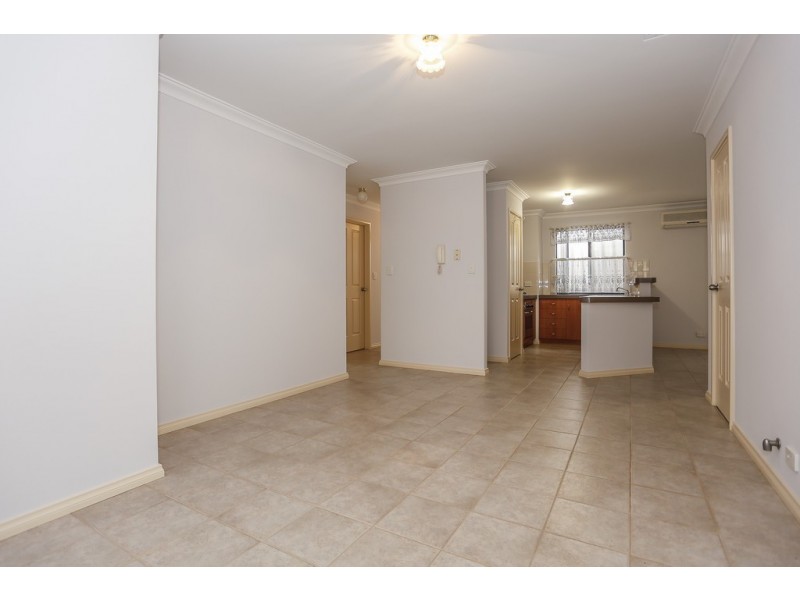 1/91 Phoenix Road, Spearwood WA 6163