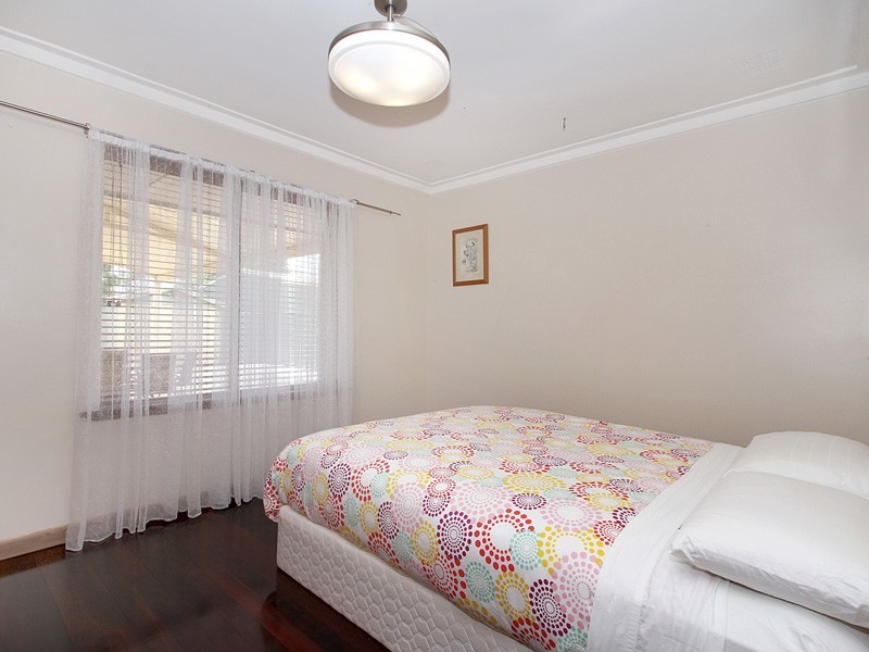 284 Spearwood Avenue, Spearwood WA 6163