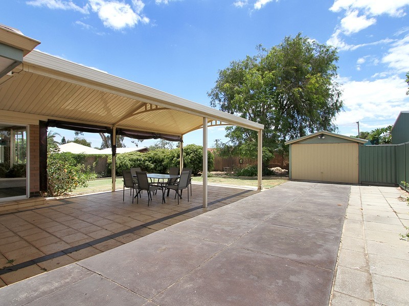 284 Spearwood Avenue, Spearwood WA 6163