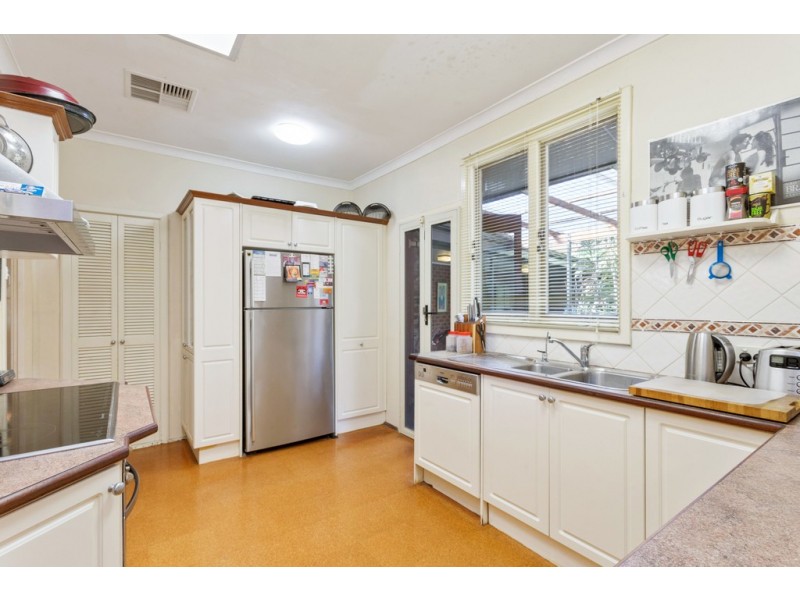 12 Hillier Crescent, Hamilton Hill WA 6163